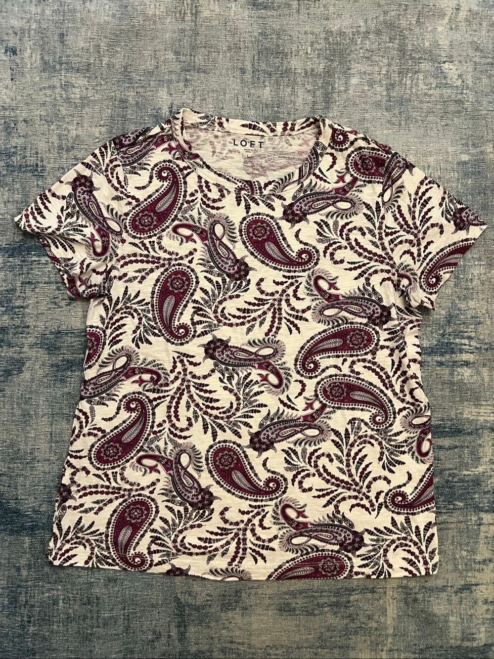 LOFT White Purple Paisley Print 100% Cotton Short Sleeve Tee Large
